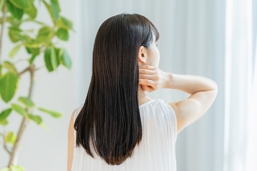 縮毛矯正後のストレートヘア